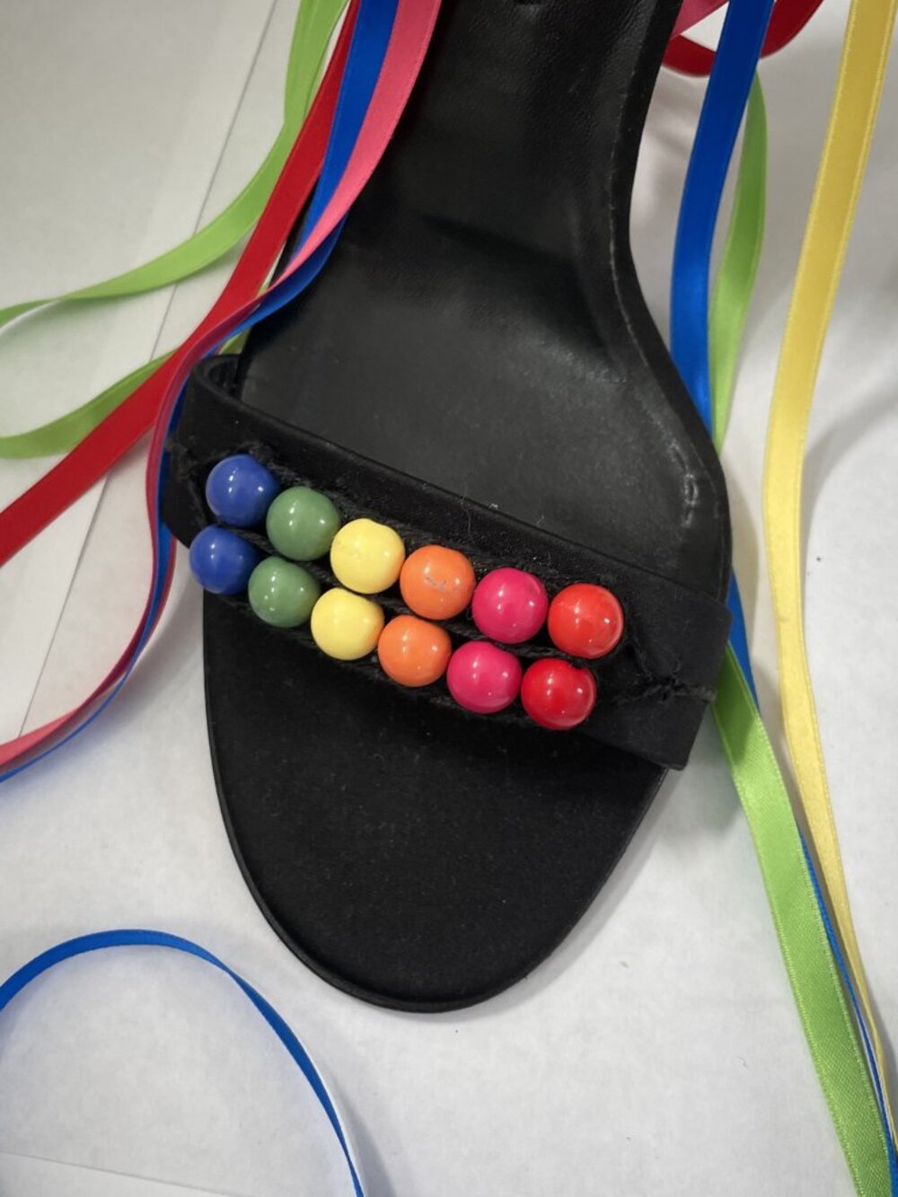 Hollywould Rainbow Ribbon Beaded Ankle Wrap Vintage Y2K Heels 8 Sandals Black - Picture 5 of 16